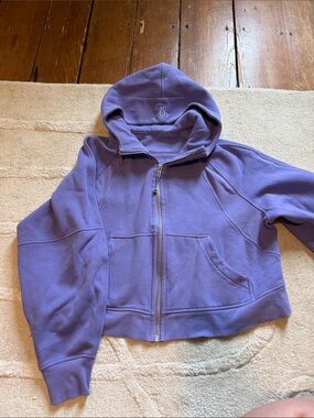 Lululemon Women scuba Lavender Full-Zip Hoodie